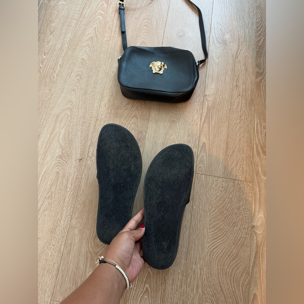 Versace slides